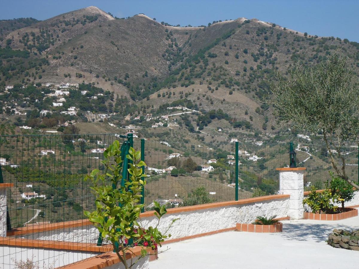 Peperent Villa Al-Andalus Cómpeta Exterior foto